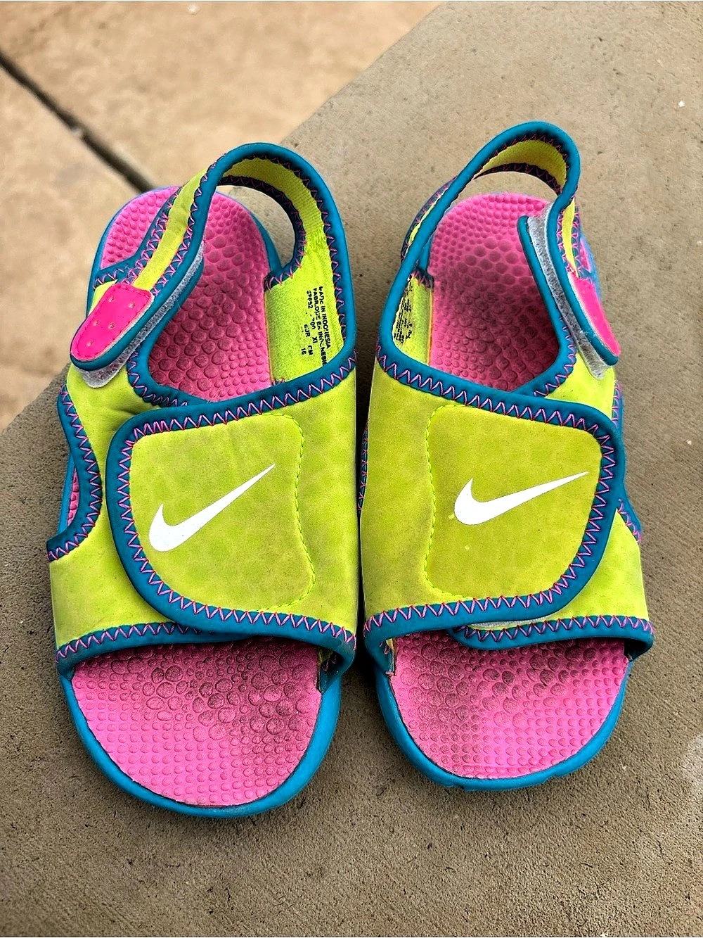 Nike Sunray Protect Toddler Sandals Green & Pink